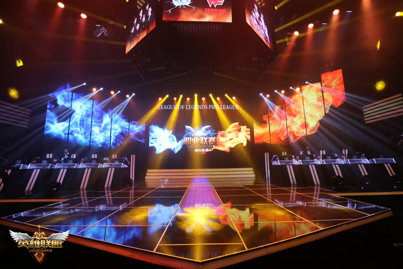 369酒桶绝活引爆LPL，职业选手比赛状态成焦点